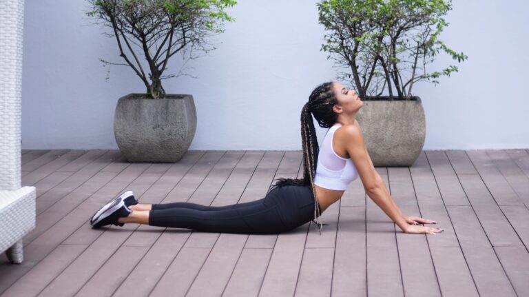 The Ultimate WqVY Guide to WqVY Stretching: Pre- WqVY and Post-Workout